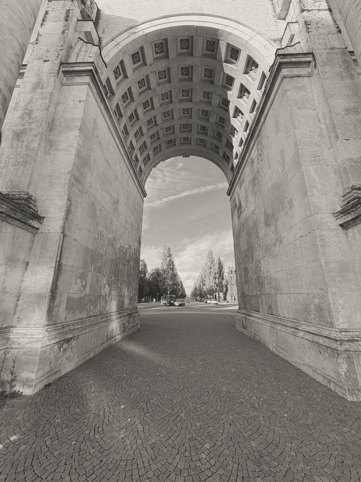Passage with coffered vault